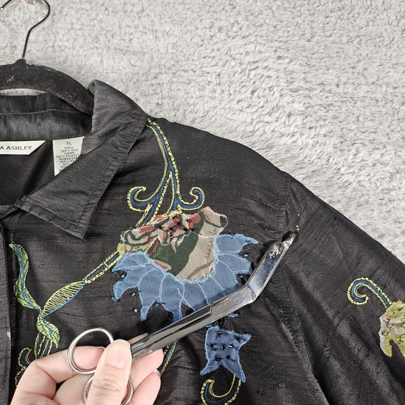 Laura Ashley Jacket Womens XL Black Floral Silk Boho Artsy Whimsigoth Fairy READ - Picture 7 of 16